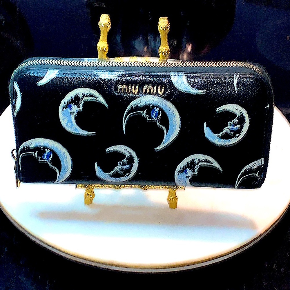 MIU MIU ZIPPY WALLET ART MADRES PRINT NERO MOONS CRESCENT MOON